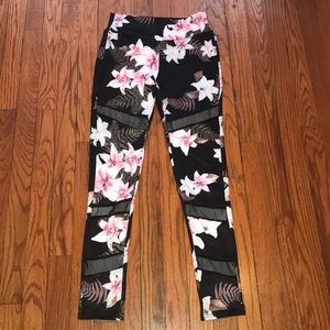 High Waisted Mesh Cut Out Leggings